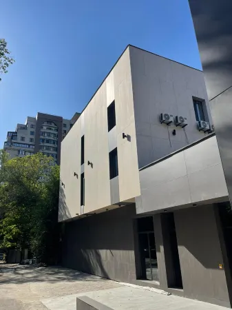 Airis Residence Отели рядом с достопримечательностью «Никольский Собор»