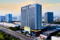 柏麗樸來莎·HotelPlesa飯店（濟南黃台家居廣場華山環宇城店） - 山景