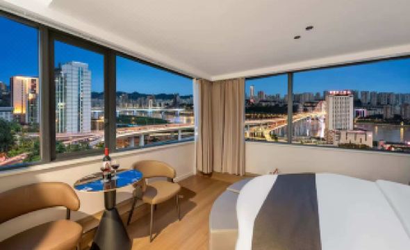 Diejian Hotel (Lianglukou Crown Escalator Branch)