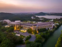 Le Meridien Shanghai Sheshan Hotels near Sheshan