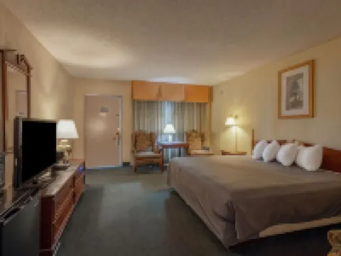 皇家假日汽車旅館由貝爾維拉蓋洛普I-40 蓋洛普酒店