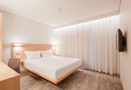 무브 호텔 포르투 노르테