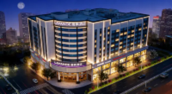 Lavande Hotel (Changsha Songya Lake Xingsha Metro Station)
