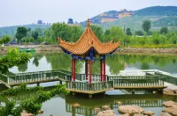 Maquan Hostel - Mountain view