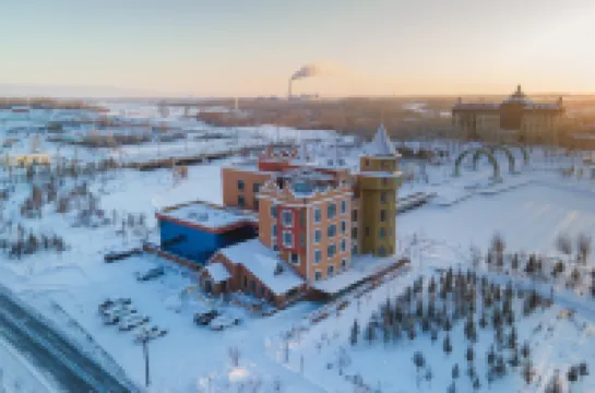 Jiangsu·Jinxi Surprise Castle Resort Homestay (Buerjin Kanas Taqiao Branch)