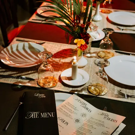 Rossa Garden Hotel Boutique Отели рядом с достопримечательностью «Пляж Вайт-Сэнд»