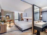 Harris Hotel & Convention Serpong Hôtels à proximité de : Restaurant Benton Junction