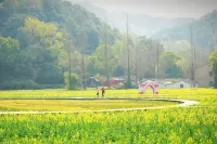 New Century Hotel Jiulong Lake Ningbo - Mountain view