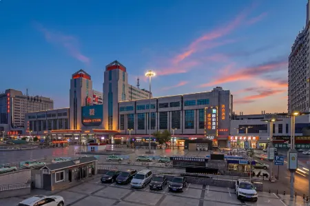 適泊酒店（鄭州火車站二七廣場店）