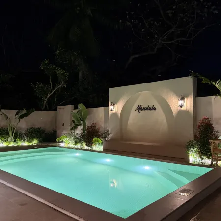 Mandala Natural Living Space (Wanning Shimei Bay)