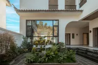 Shiyu·Villa Stream and Sea View Boutique Hotel (Shuanglang Erhai Branch) Hotel di Shuanglang Scenic Area