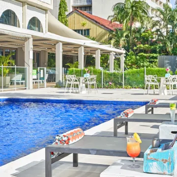 開恩茲海港酒店 鄰近濱海大道的酒店