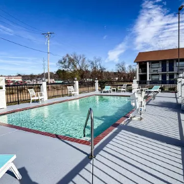 Motel 6 Junction, TX - Llano River