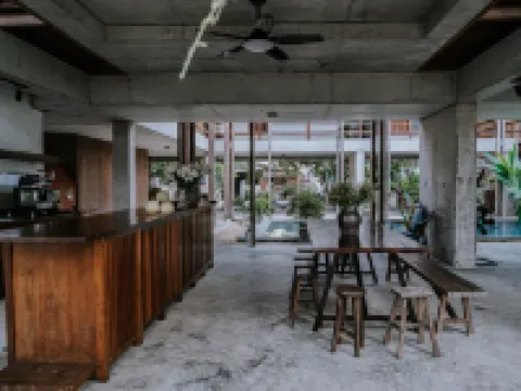 HACHI HOMESTAY & SPA Hotels in Thuy Bieu