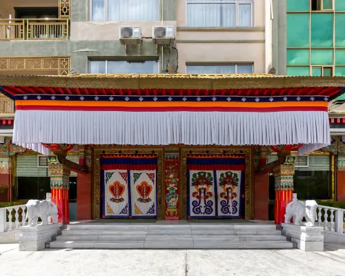 Gesar Hotel Hotel di Shigatse