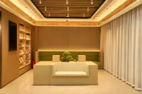 Yunbai Yun Hotel (Yunwu Anyu Wu Expressway)