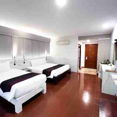 ราชาวดี ขอนแก่น แอร์พอร์ต โฮเทล Rooms