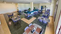 Continent Hotel Al Uqayr - Morgenmad