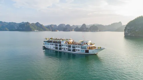 Verdure Lotus Grandeur Cruise on Ha Long Bay