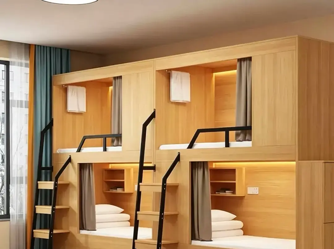 Chinese Hotel-youth - Daca