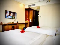 Green Hot Spring Homestay (Gupo Mountain Tourism Resort Distribution Center Branch)