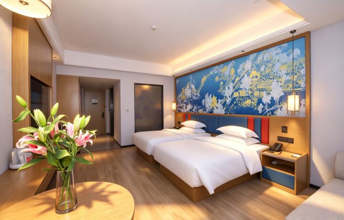 Ease International Hotel (Xingye High-speed Railway Station People's Square)
