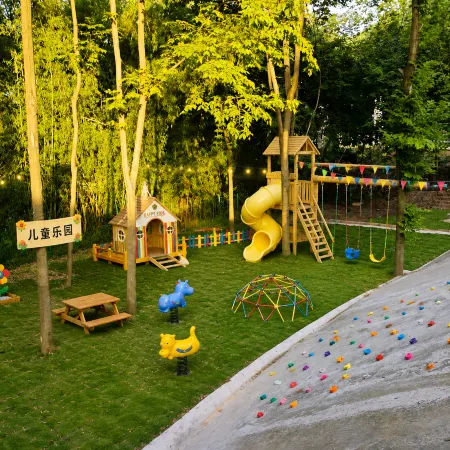 Dongman Courtyard (Changshou Yanjia Industrial Park Branch)