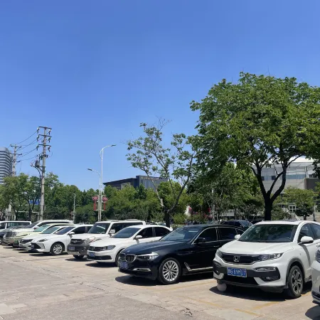 Changyuan Huatai Hotel (City Gymnasium Yinhe Xintiandi Branch)