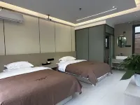 Longfenglou Homestay