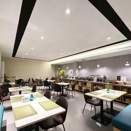 Homeinn Selected Hotel (Jilin Darunfa No. 4 Store Lianshan Road)