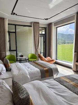 Yunqi Gallery Homestay (Bee Town Branch)