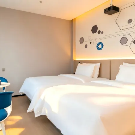 Microtel by Wyndham (Qianling Mountain Park, Guiyang ) Отели рядом с достопримечательностью «Парк Киялинг»