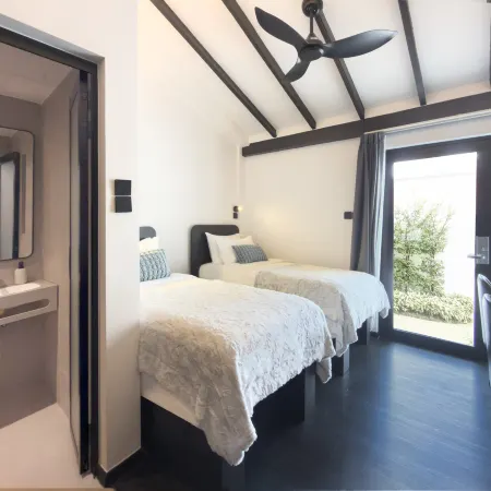 Coliwoo Resort Changi Отели рядом с достопримечательностью «Парк Пасир-Рис»