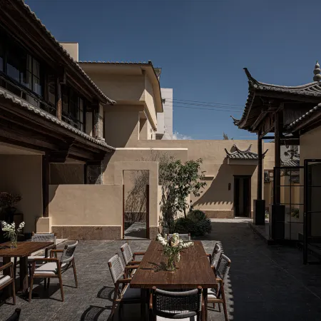 Acacia Axia, No.61 Dazhifang, Dali Ancient City