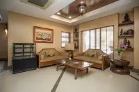 كراون ريجنسي برنس ريزورت - منتجعات