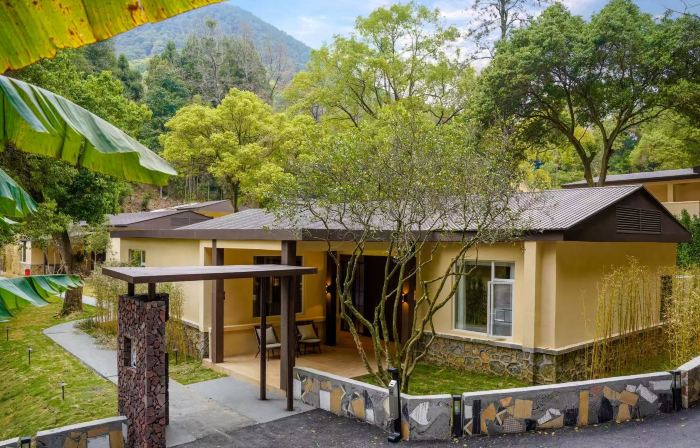 Longshan Forest Hot Spring Resort