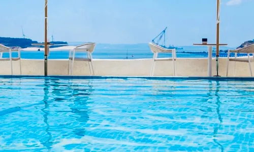 Jiumo ENJOYS · Pingtan Sunrise Windmill Sea View Homestay