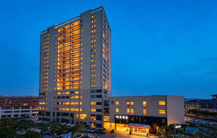 GEM Hotel (Chizhou High-speed Railway Station)