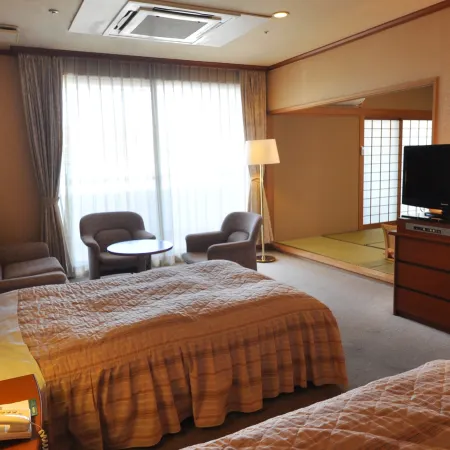 Hotel Shirasagi
