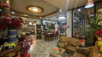 Momshie's Apartelle and Restaurant - 2星級