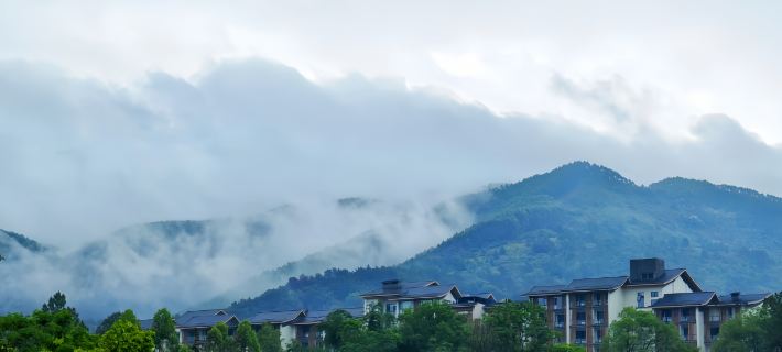 Yingde Shengquan Mountain Valley Gold and Silver Hot Spring Hotel Yingde otelleri