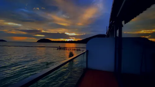 Zhuixun · Designer Full Lake View Homestay - en bord de mer