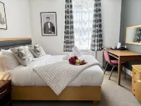Maya Hotel - Parkering