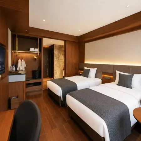 Ari Hotel