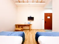 Dun Qian Li Xing Homestay (Dunhuang Night Market Branch) - 2-Star