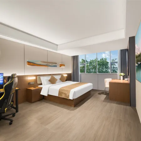 Cyber·Firefly E‑Sports Hotel (Sanqing Plaza Branch, Yushan, Shangrao)