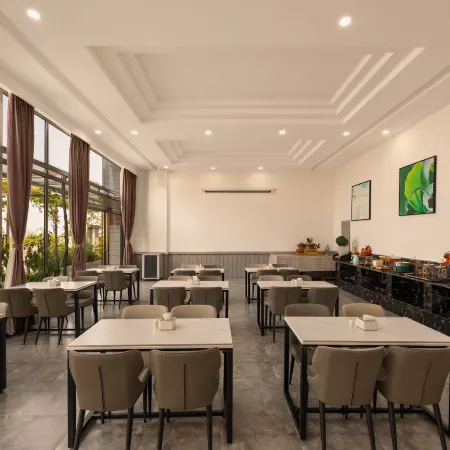 Platinum Celebrity Hotel