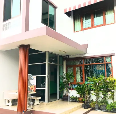 Thitikarn Apartment - 2-Star