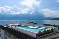 Dali Xinyue Yaji · Seaside Habitat Scenic Vacation Homestay - Infinity Pools