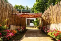 Ani Marie Guest House - Guest houses